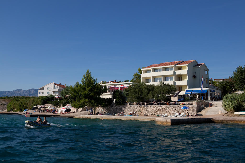 Hotel Vila 4M Razanac Luaran gambar